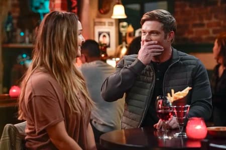 greys Antomny s21 e1 - AMILLA LUDDINGTON, CHRIS CARMACK