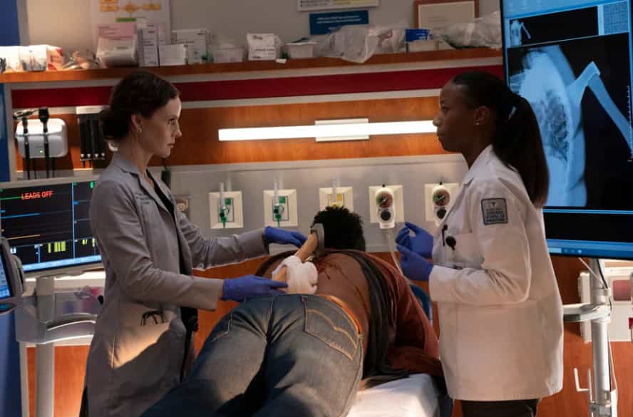 Chicago Med Season 10 Episode 7 Recap — Family Matters — Sarah Ramos as Dr. Caitlin Lenox, Ashlei Sharpe Chestnut as Naomi Howard