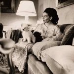 Maria Callas and her dogs at paris appartment